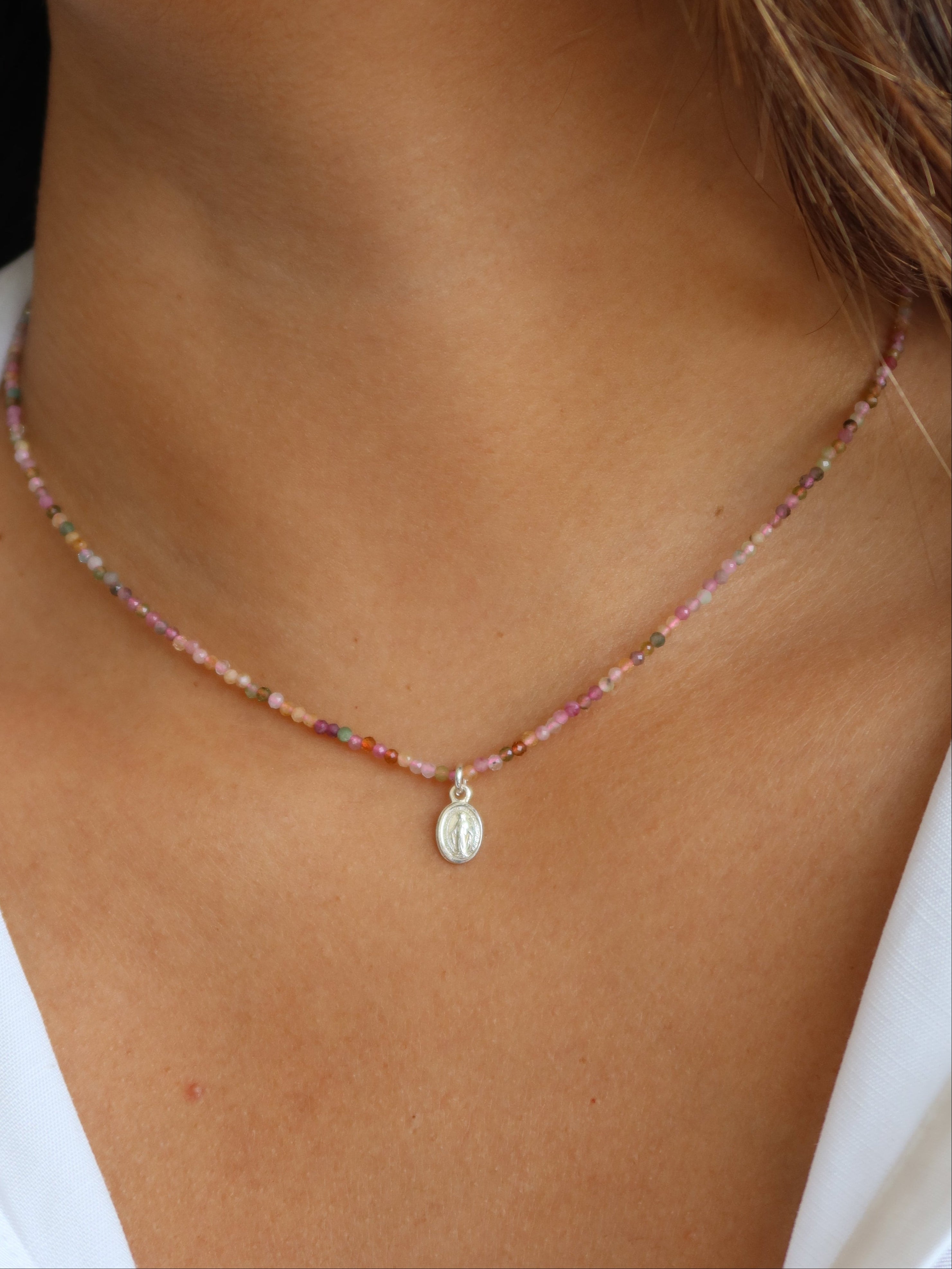 Collar Lourdes (Virgen de los Rayos)